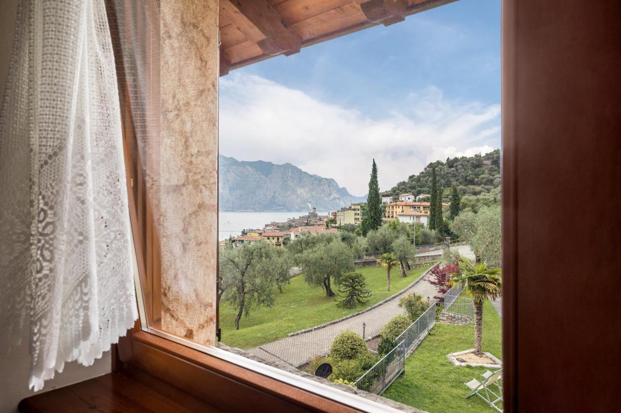 Casa Carlotta Apartment Malcesine Exterior photo